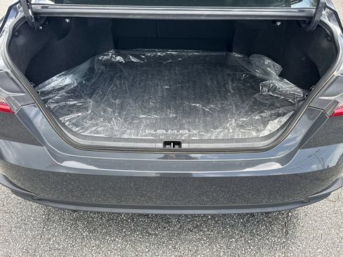 Used 2025 Toyota Camry SE FWD image 18