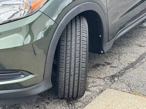 Used 2017 Honda HR-V EX image 13