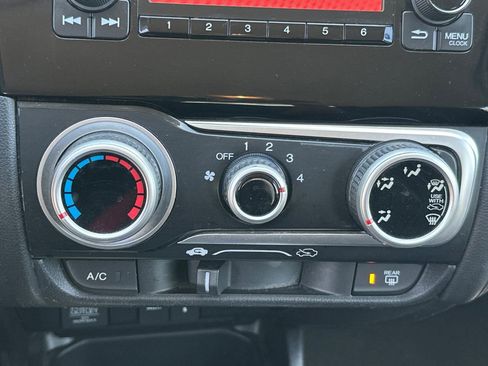 Used 2016 Honda Fit LX image 23
