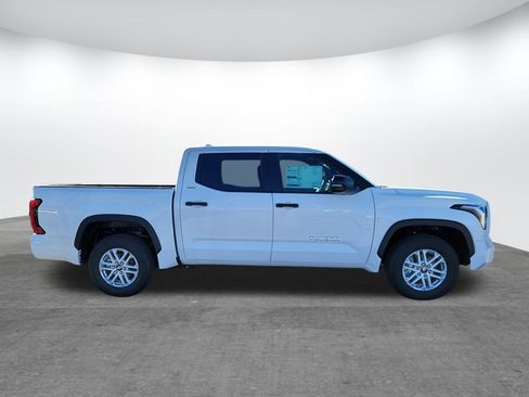 New 2025 Toyota Tundra SR5 w/ SR5 Convenience Package image 4