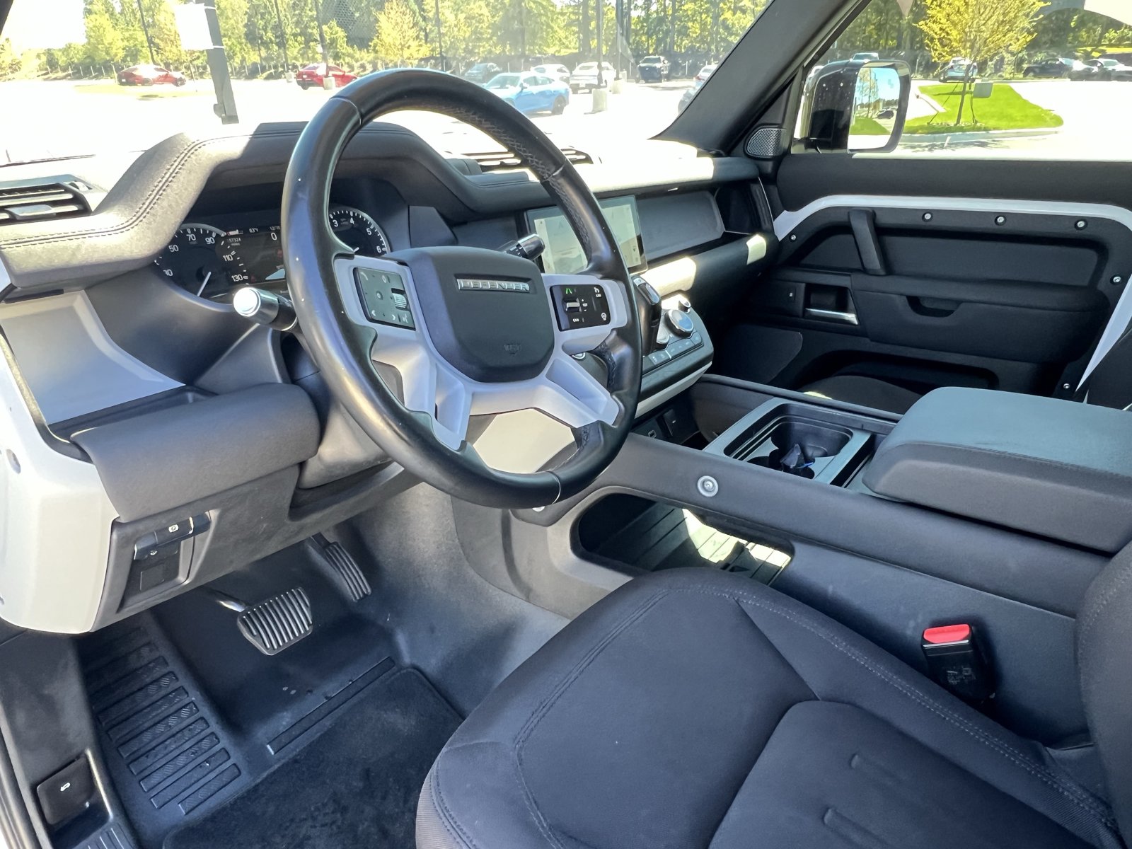 Used 2021 Land Rover Defender 110 AWD/4WD image 16