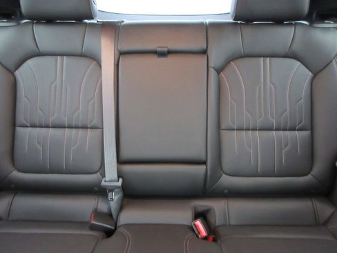 Certified 2024 Buick Envista Avenir FWD image 19