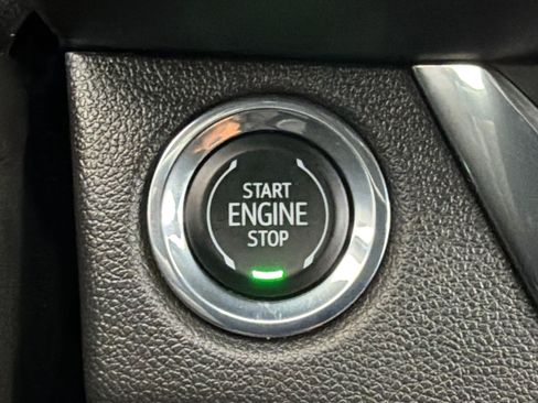 Used 2025 Buick Envista Preferred w/ Convenience I Package FWD image 16