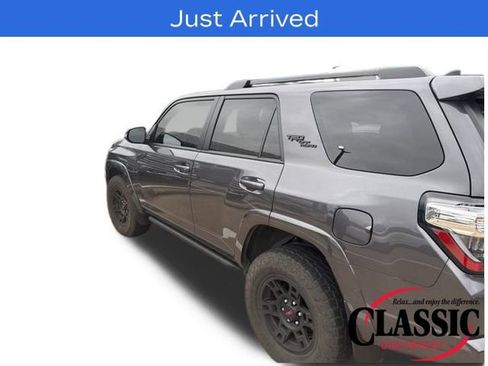 Used 2022 Toyota 4Runner TRD Off-Road Premium image 20