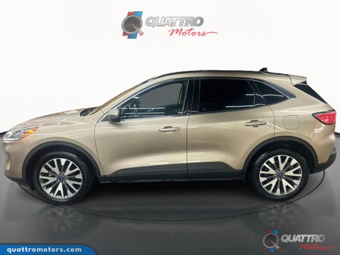 Used 2020 Ford Escape Titanium image 2