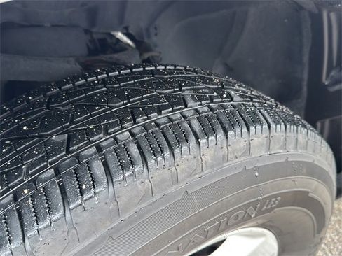 Used 2016 RAM 1500 Classic SLT image 5