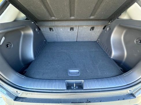 Used 2025 Hyundai Kona SEL image 7