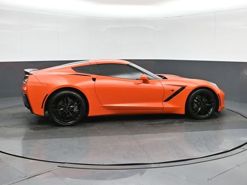Used 2019 Chevrolet Corvette Stingray Coupe w/ Battery Protection Package image 8