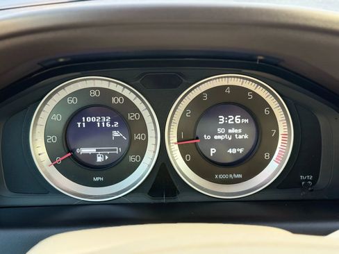 Used 2011 Volvo XC60 T6 image 31