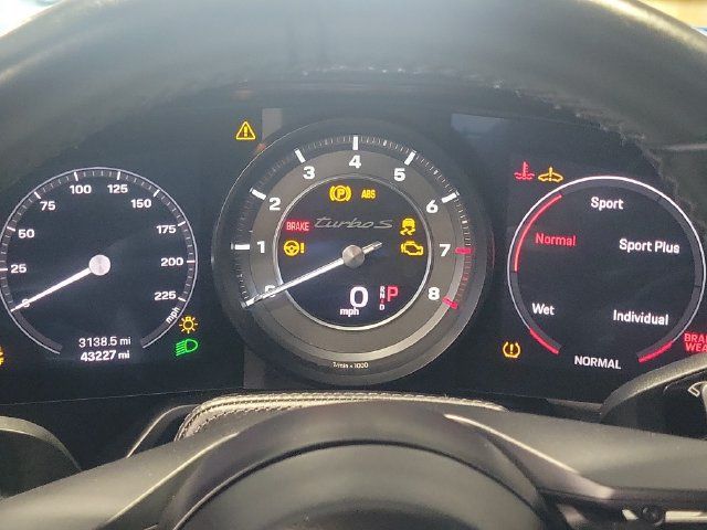 Used 2022 Porsche 911 Turbo S AWD/4WD image 10