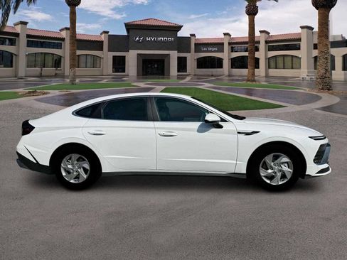 New 2025 Hyundai Sonata SE image 9