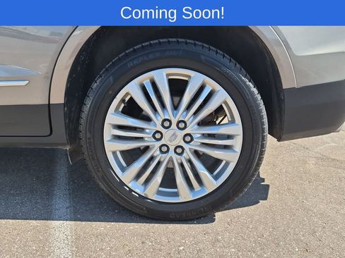 Used 2018 Cadillac XT5 Premium Luxury AWD/4WD image 13