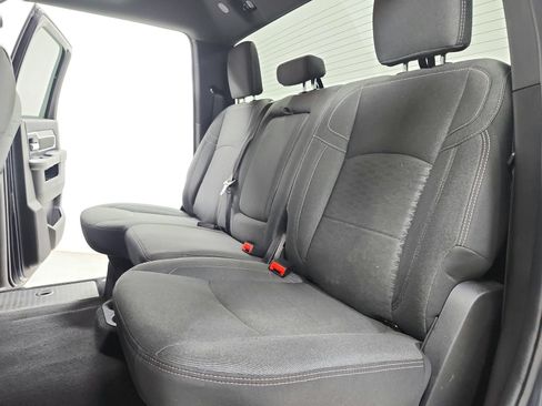 Used 2025 RAM 2500 Big Horn AWD/4WD image 36