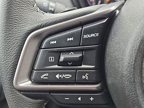 Certified 2025 Subaru Outback Premium w/ Popular Package #1A image 17