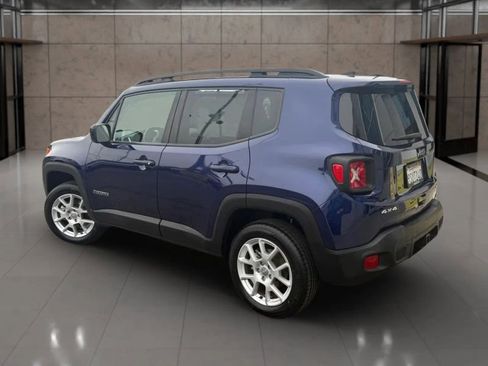 Used 2021 Jeep Renegade Latitude w/ Convenience Group image 2