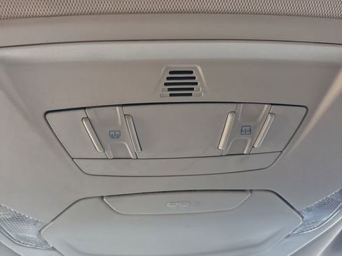 Used 2018 Ford Escape Titanium w/ Ford Safe & Smart Package image 37