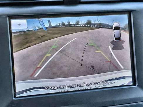 Used 2020 Ford Fusion SE image 26