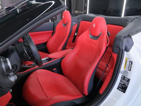 Used 2023 Ferrari Portofino M RWD image 23
