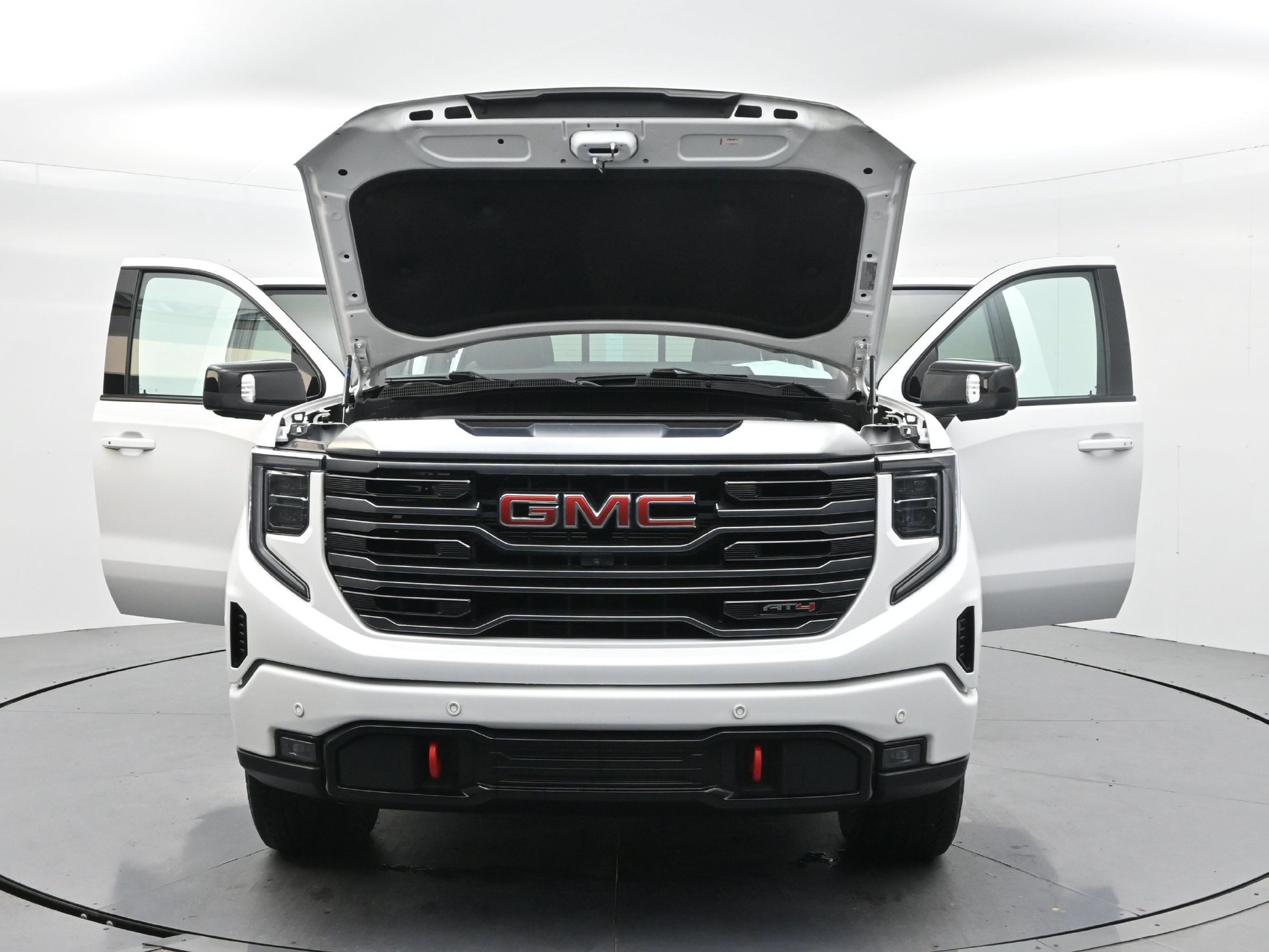 Used 2024 GMC Sierra 1500 AT4 w/ Technology Package AWD/4WD image 39