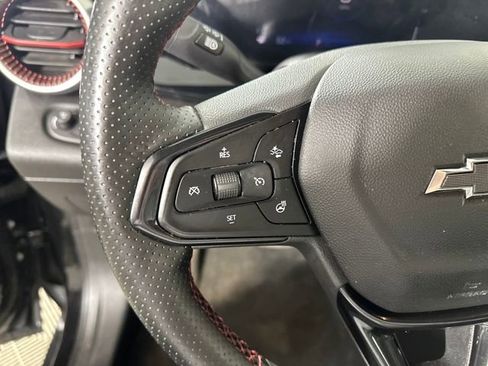 Used 2025 Chevrolet Trax RS w/ Driver Confidence Package image 15