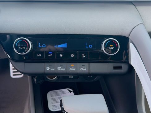 New 2026 Hyundai Elantra Sport FWD image 12