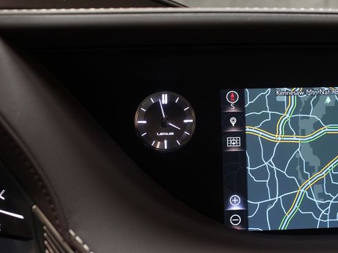 Used 2020 Lexus LS 500 w/ Luxury Package image 81