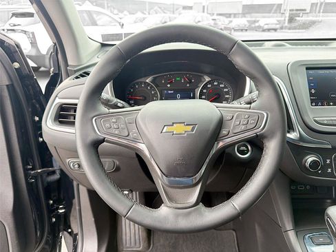 Used 2024 Chevrolet Equinox LT image 12