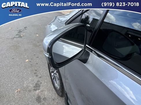 Used 2024 Honda Odyssey EX-L image 12