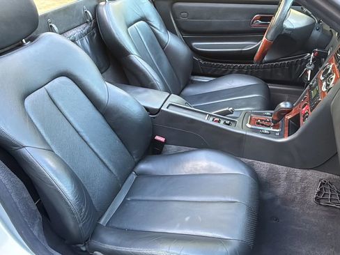 Used 2001 Mercedes-Benz SLK 320 image 24