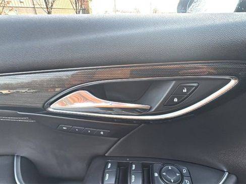 Used 2021 Buick Envision Essence w/ Sport Touring Package image 14