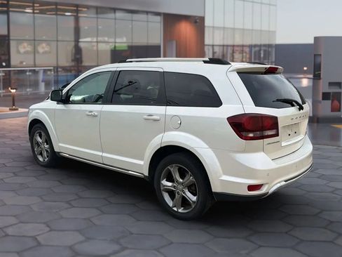 Used 2017 Dodge Journey Crossroad w/ Popular Equipment Group FWD image 6