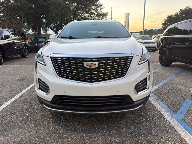 Used 2025 Cadillac XT5 Premium Luxury FWD image 6