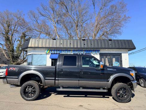 Used 2014 Ford F250 Lariat w/ Chrome Package image 5