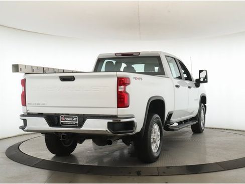 Used 2024 Chevrolet Silverado 3500 W/T image 7