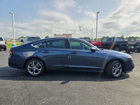 Used 2024 Honda Accord EX image 8