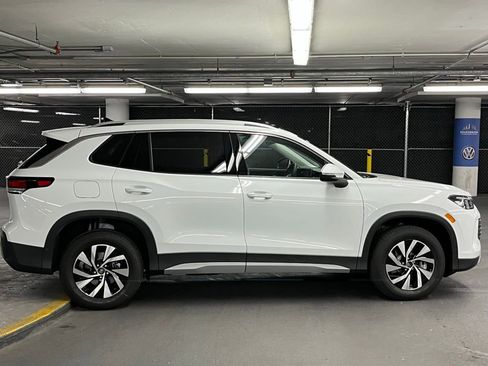 New 2026 Volkswagen Tiguan S image 37