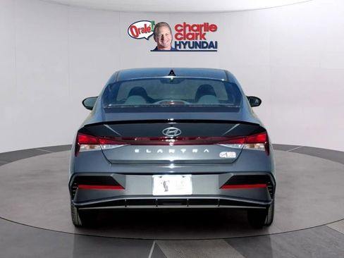 New 2026 Hyundai Elantra Sport FWD image 4