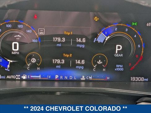 Used 2024 Chevrolet Colorado ZR2 w/ ZR2 Bison Edition AWD/4WD image 15