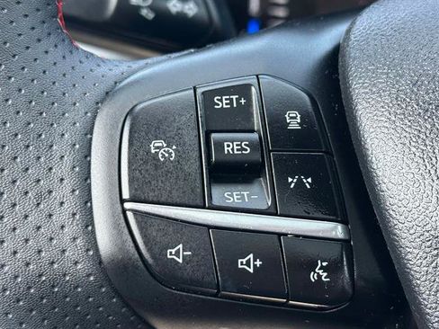 Used 2024 Ford Escape ST-Line w/ Tech Pack #1 AWD/4WD image 15