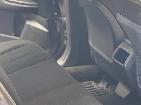 Used 2013 Subaru Outback 2.5i Premium w/ All-Weather Pkg image 8