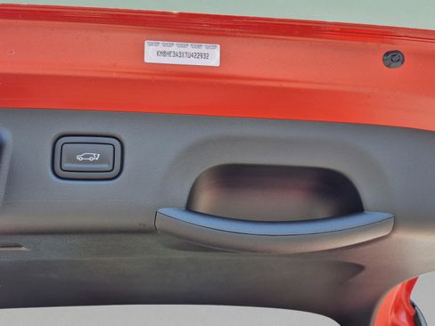 New 2026 Hyundai Kona Limited FWD image 10
