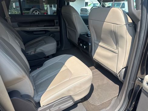 Used 2021 Ford Expedition Max Limited AWD/4WD image 17