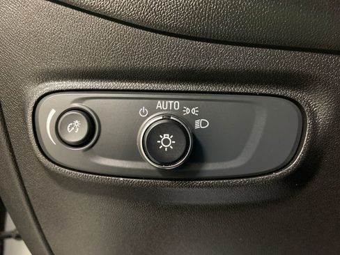 Used 2019 Chevrolet Equinox LT AWD/4WD image 23