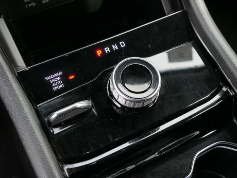 Used 2023 Jeep Grand Cherokee L Limited image 19