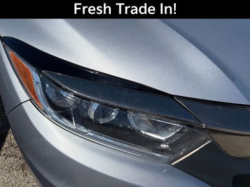 Used 2022 Honda HR-V EX-L image 5