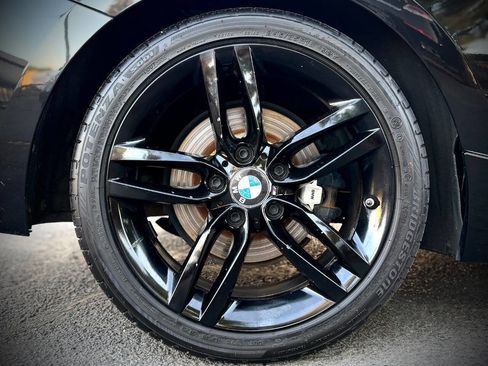 Used 2016 BMW 228i Convertible RWD image 17