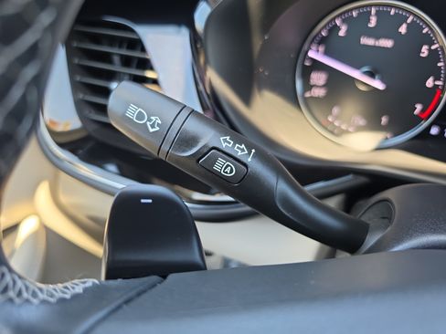 Certified 2023 Buick Envision Avenir FWD image 25