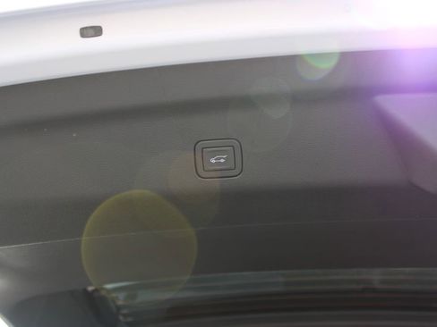 New 2026 Chevrolet Suburban High Country image 16