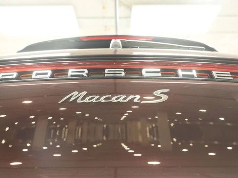 New 2026 Porsche Macan S AWD/4WD image 39