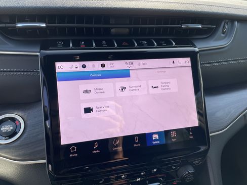 New 2025 Jeep Grand Cherokee Limited w/ Luxury Tech Group II image 47